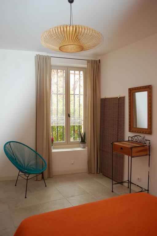 Apartmán Sous Le Clocher Marseille Pokoj fotografie